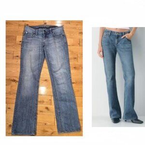 Y2K Low Waist Blue boot cut Jeans size 7 - 27